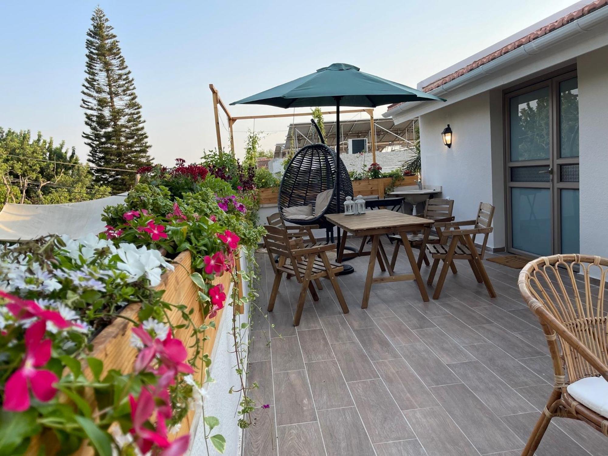 Bar-On Vacation Resort - Nature, Culture, Tours & Tastes Near Nahariyya - בר-און ריזורט, בתי מפונים , טבע, תרבות, סיורים וקולינריה Ben 'Ammi Oda fotoğraf