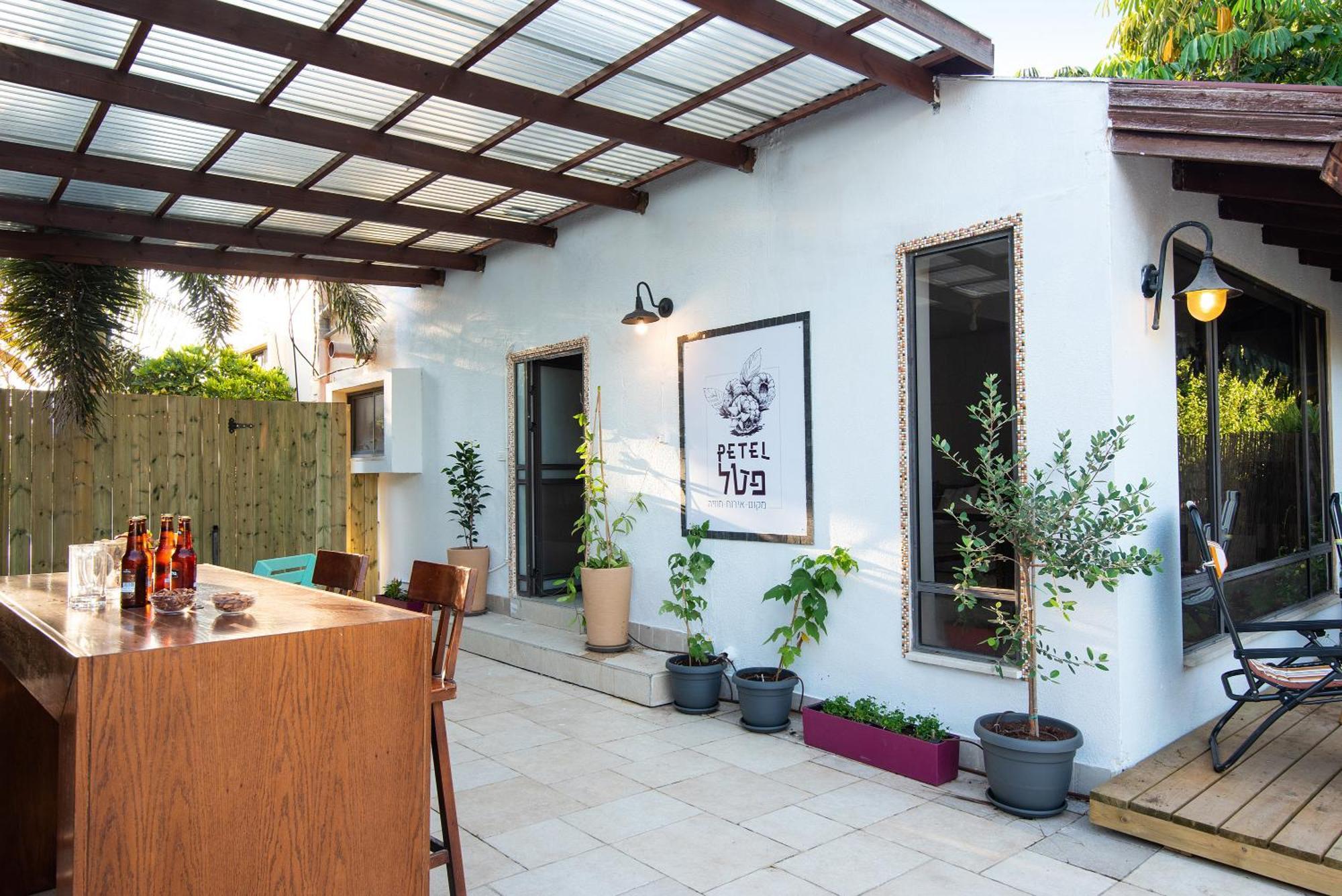 Bar-On Vacation Resort - Nature, Culture, Tours & Tastes Near Nahariyya - בר-און ריזורט, בתי מפונים , טבע, תרבות, סיורים וקולינריה Ben 'Ammi Oda fotoğraf